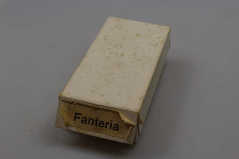 Schulterpolster mit goldener Platte. Offizier REI WW2