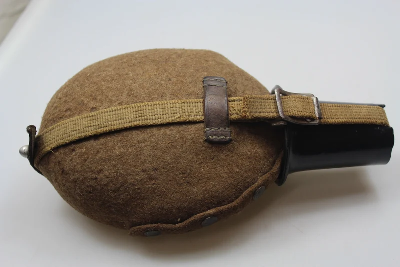 WH WW 2 Aluminium-Wasserflasche
