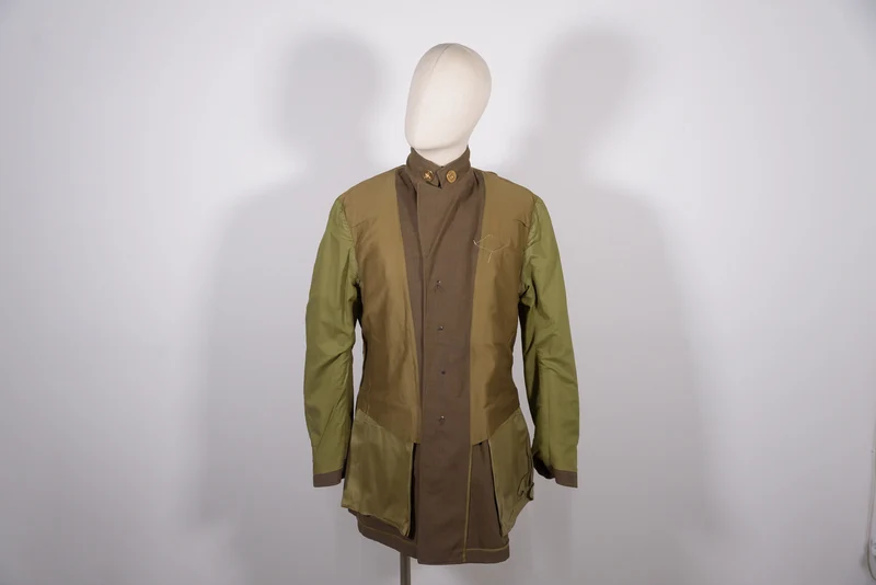 Dienstjacke mit vier Taschen aus dem 2. Weltkrieg