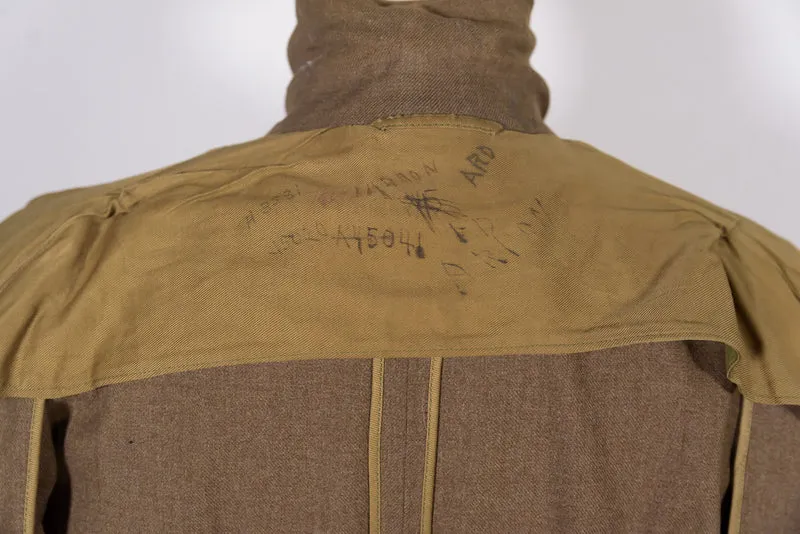 Dienstjacke mit vier Taschen aus dem 2. Weltkrieg