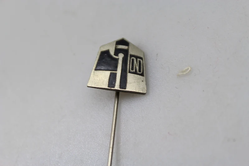 OND-Anstecknadel