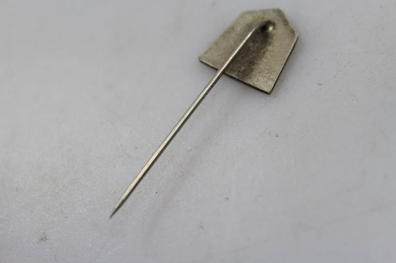 OND-Anstecknadel
