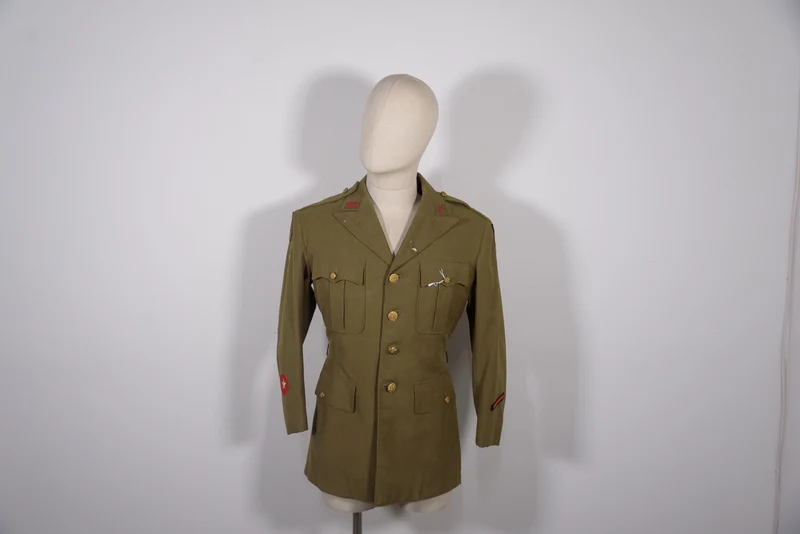 Schuljacke für Infanterie-Offiziere der US-Armee aus dem 1. Weltkrieg