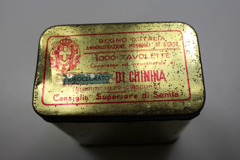 Metallbox für Chininhydrochlorat