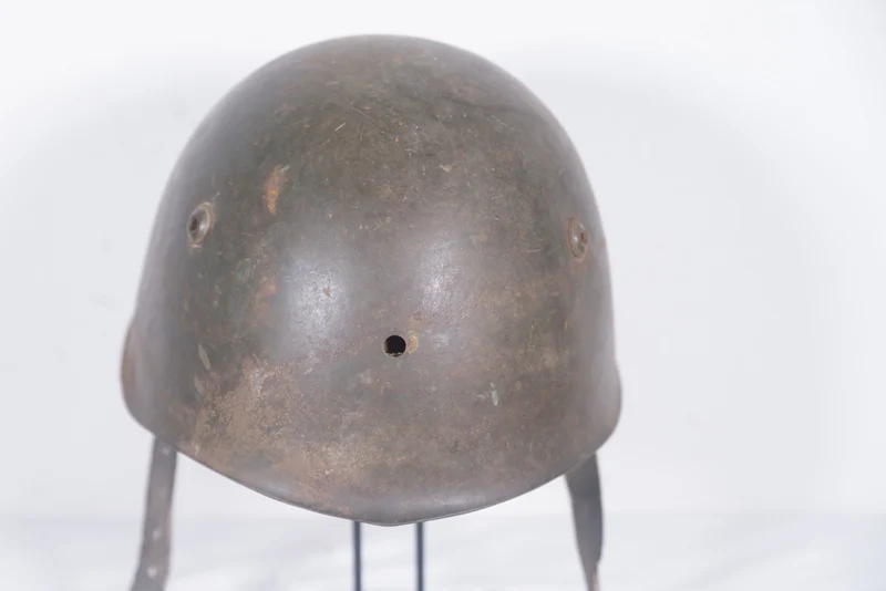 M.33 4-Loch-Helm