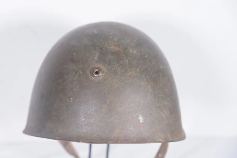 M.33 4-Loch-Helm