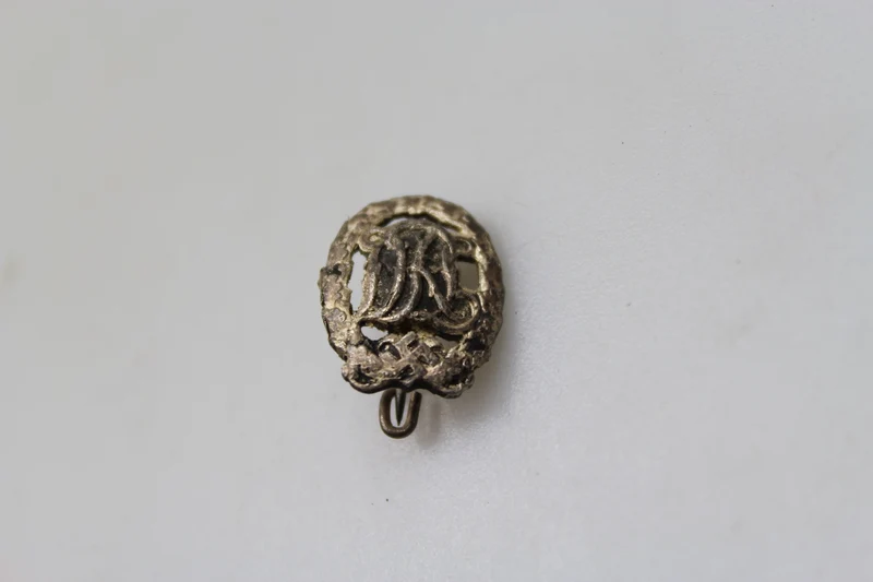 DRL Silberne Anstecknadel