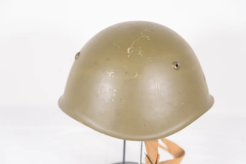 M.33 EI Flugabwehr-Artilleriehelm aus den 60er/80er Jahren