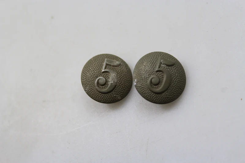 Nummerierte W-Rock-Knöpfe