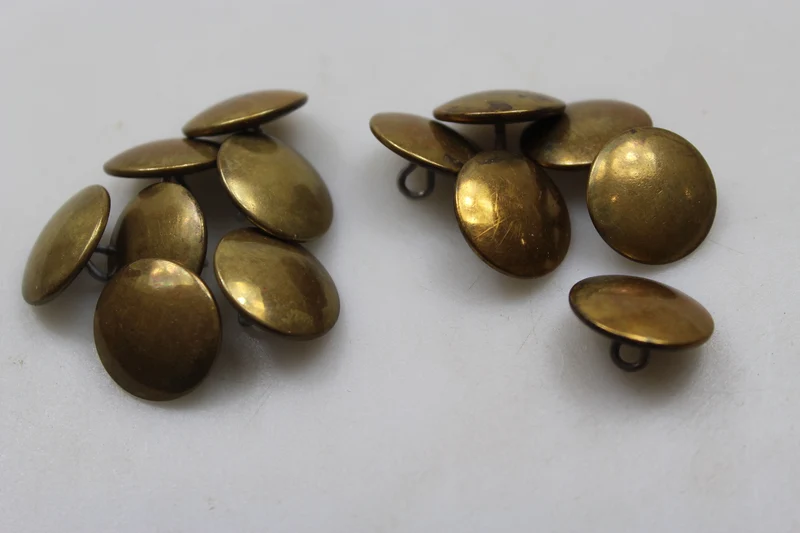 Goldknöpfe 20 mm SA?