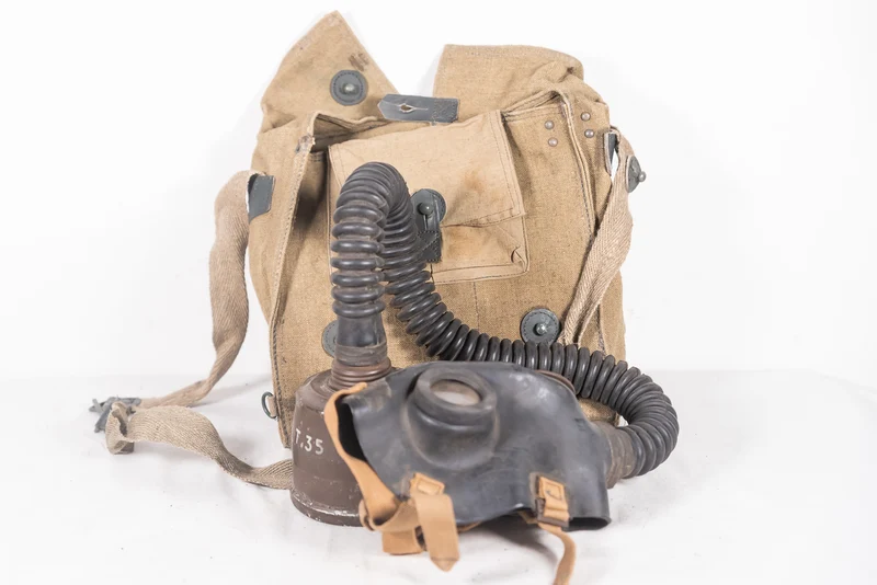 O.41 Rs „optische“ Gasmaske