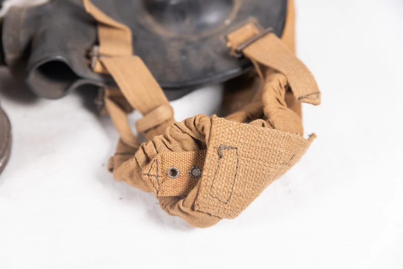O.41 Rs „optische“ Gasmaske
