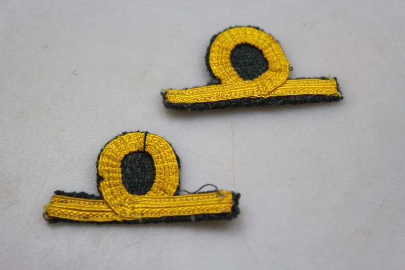 Paar M.40 Grad REI WW 2 Offiziere