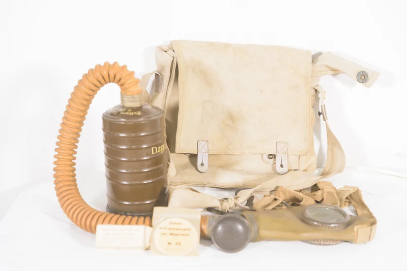 M.33 REI WW 2 Gasmaske