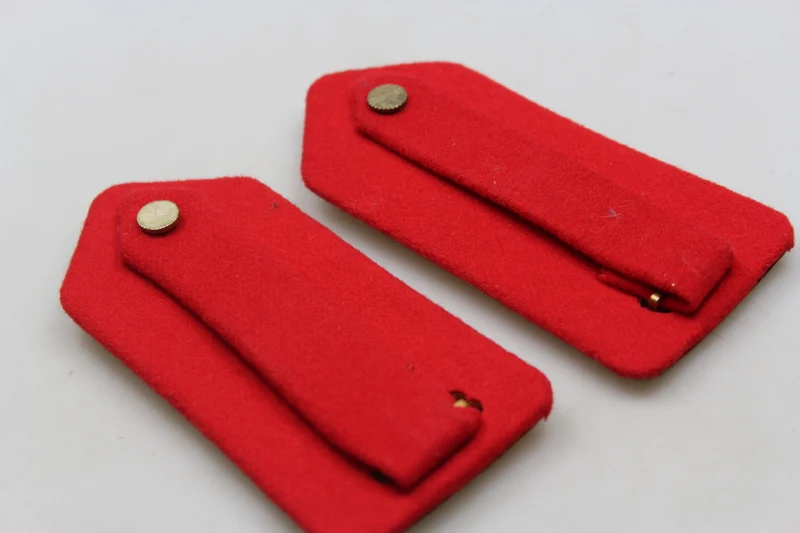 M.34-Schulterpolster mit WW2-Goldplatte