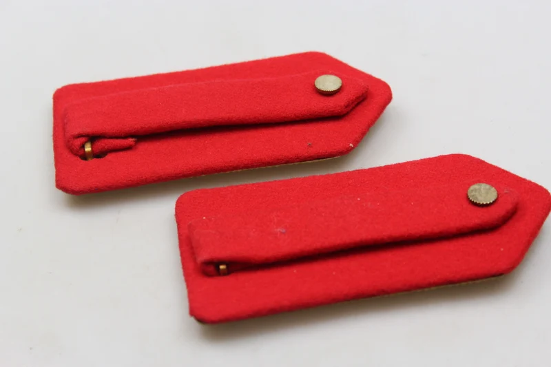 M.34-Schulterpolster mit WW2-Goldplatte