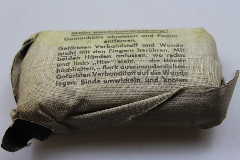 Individuelles Verbandspaket 1942