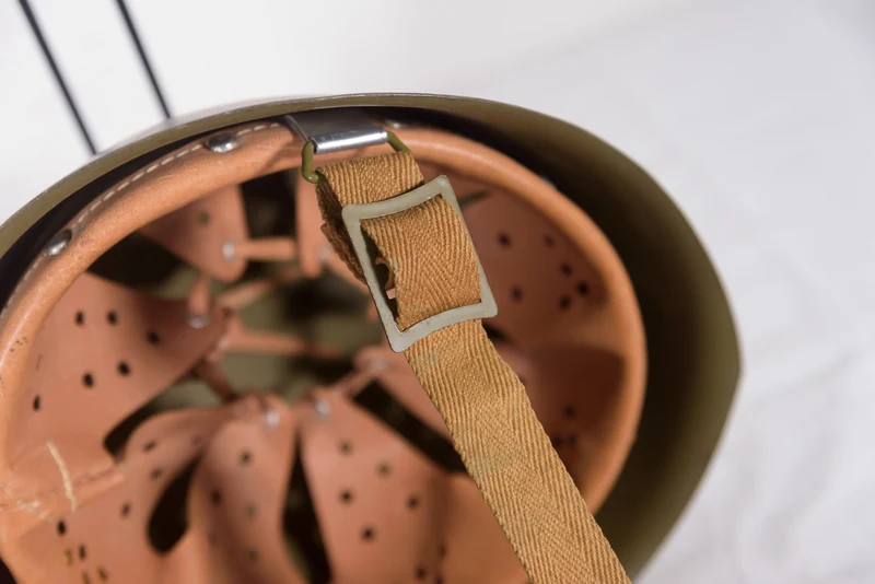 Helm m.33 Gesundheitsfries der italienischen Armee