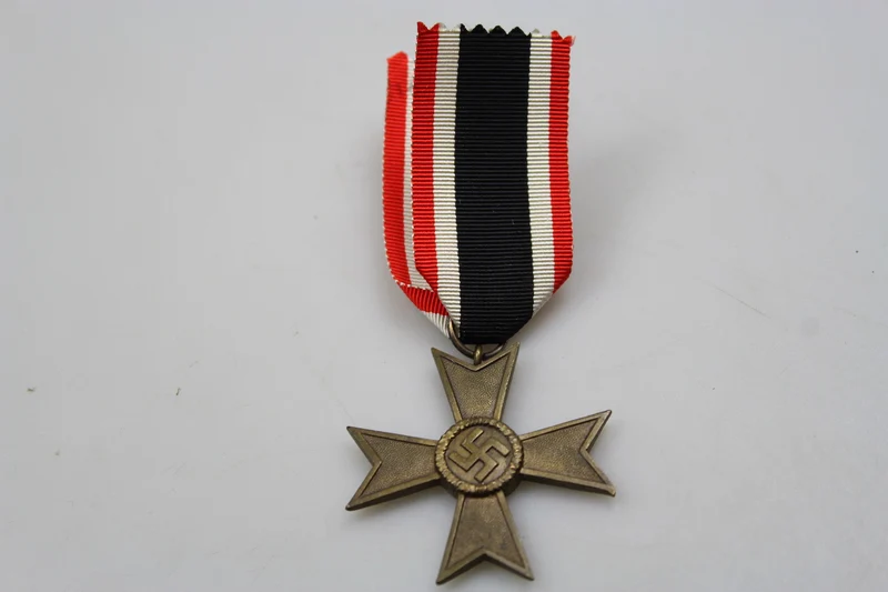 Verdienstkreuz ohne Schwerter II. Klasse