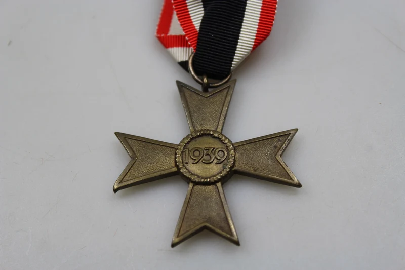 Verdienstkreuz ohne Schwerter II. Klasse