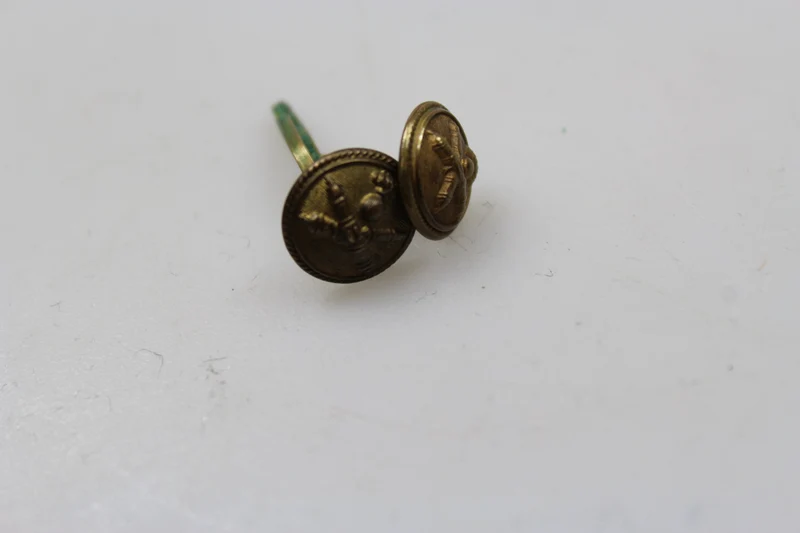 Paar 34 REI WW 2 Kappenknöpfe