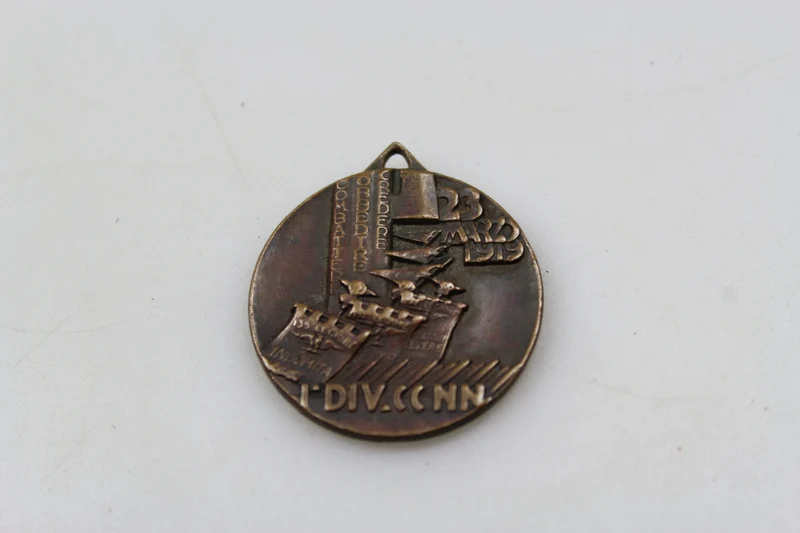CCNN-Medaille „Relentless“.