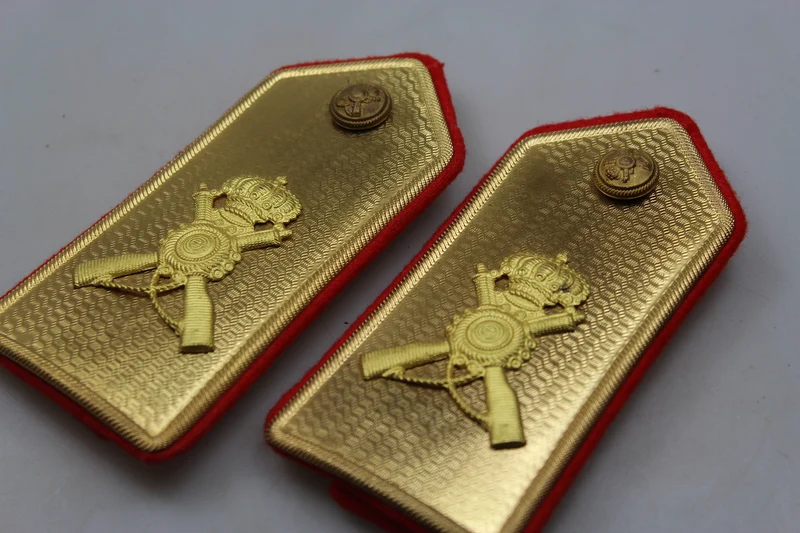 M.34-Schulterpolster mit WW2-Goldplatte