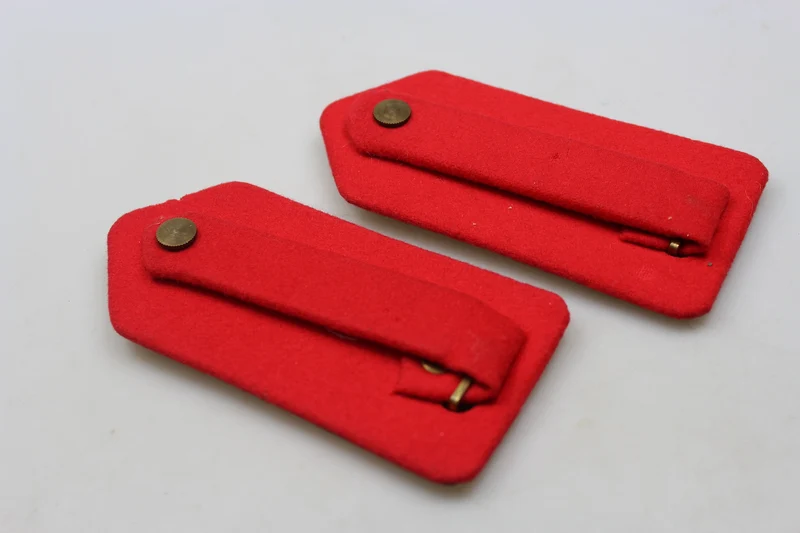 M.34-Schulterpolster mit WW2-Goldplatte