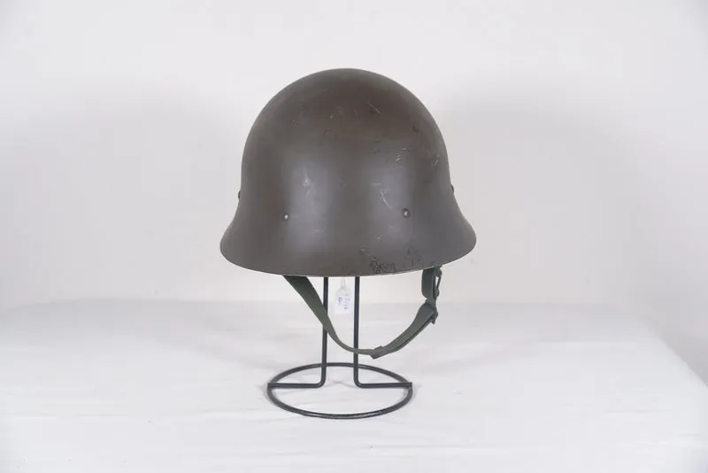 Schwedischer Helm M.37/62