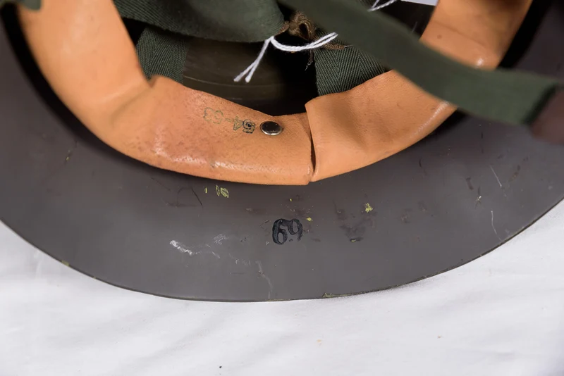 Schwedischer Helm M.37/62