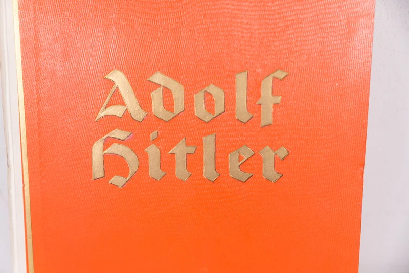 „Adolf Hitler“ 1935 – Stickeralbum