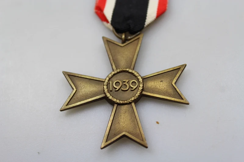 Verdienstkreuz ohne Schwerter II. Klasse