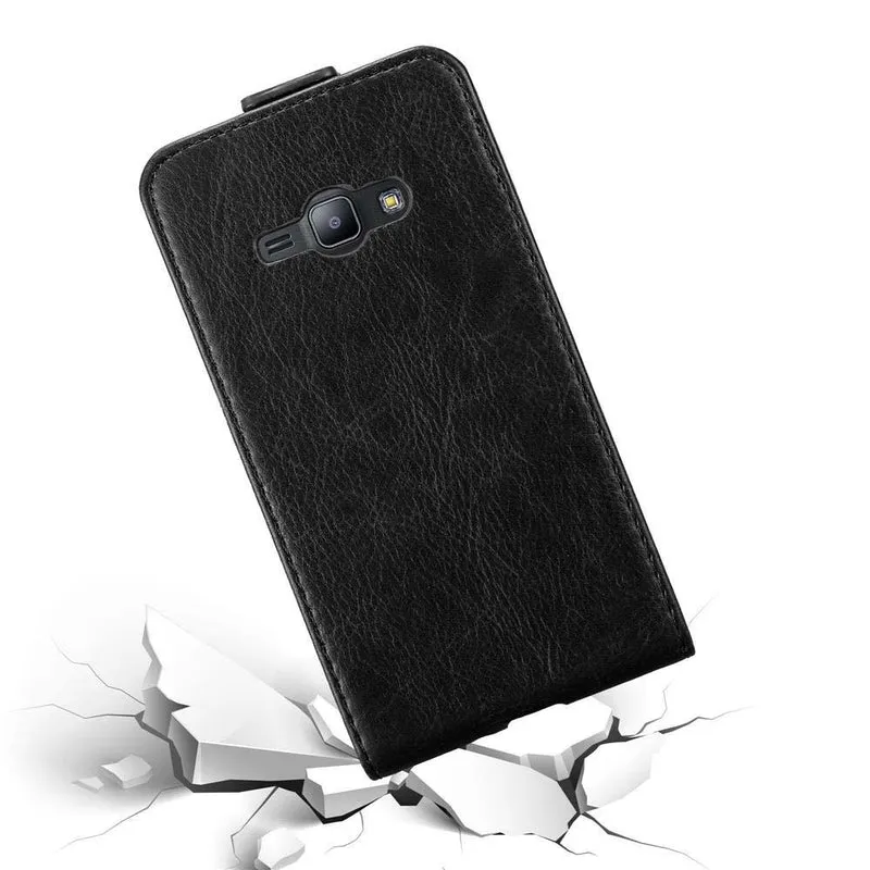 Cadorabo Hülle kompatibel mit Samsung Galaxy J1 2015 Schutzhülle im Flip Design mit Magnetverschluss