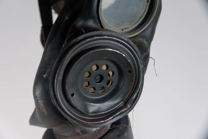 Englische Gasmaske M.44