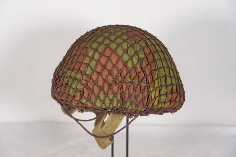 M.42/60 Fallschirmjägerhelm EI 60er/80er Jahre