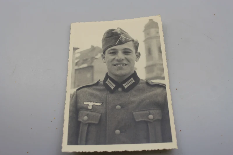 WH-Postkartenfoto aus dem Zweiten Weltkrieg