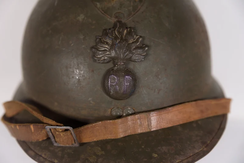 Adrian M.26, französischer Helm aus dem 2. Weltkrieg