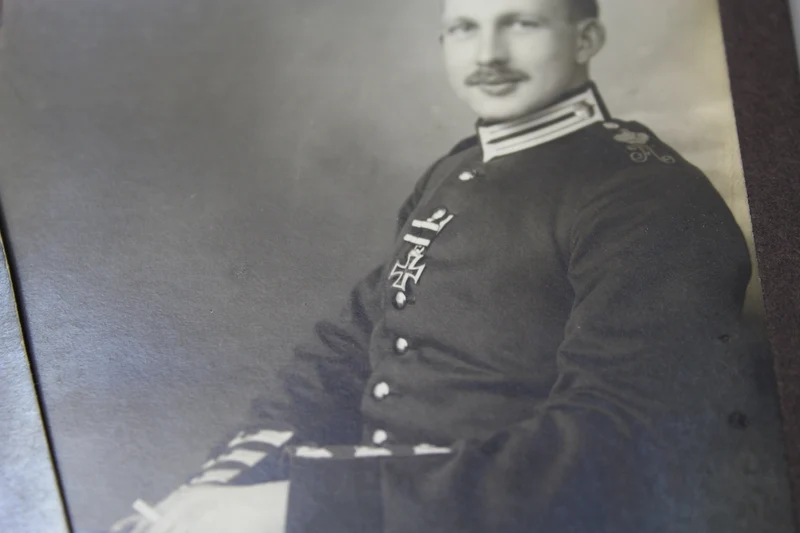 #2 Studiofoto aus dem Ersten Weltkrieg