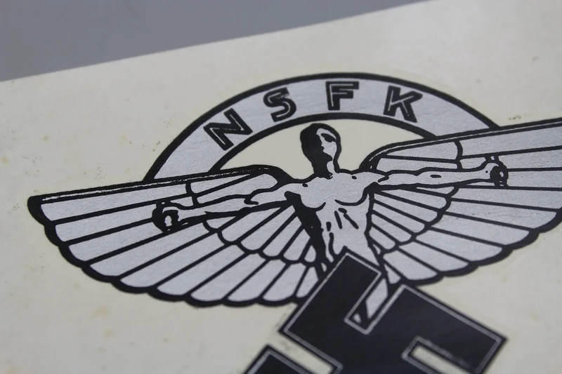 Reproduktionsaufkleber NSFK