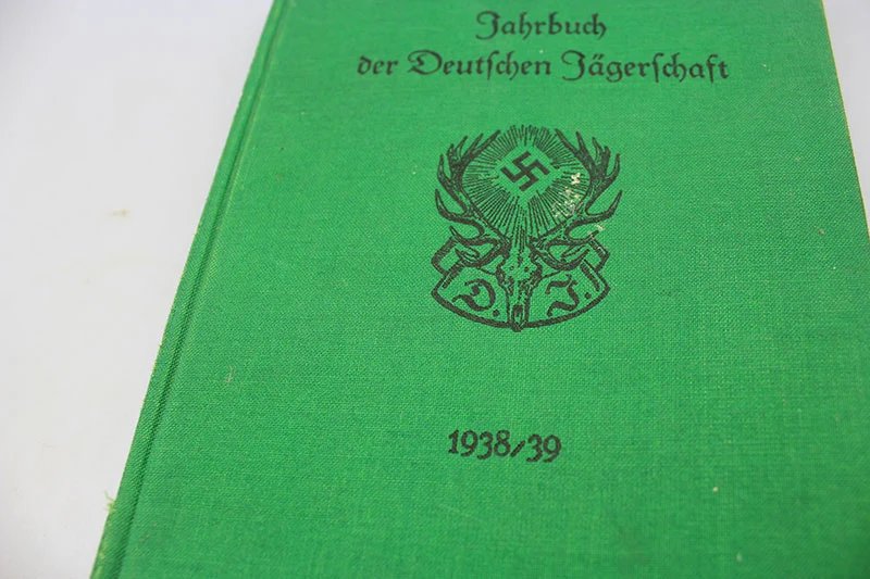 "Jahrbuch der Deutschen Jägerschaft" 1938/39. Illustriertes Handbuch