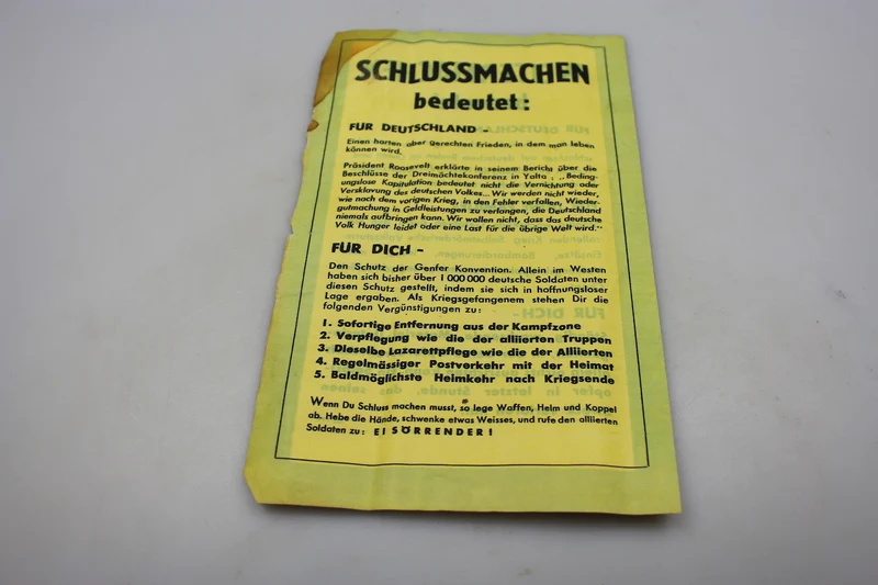 Propaganda-Flugblatt der Alliierten im Zweiten Weltkrieg