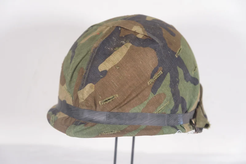 Niederländischer NATO-Helm M.53