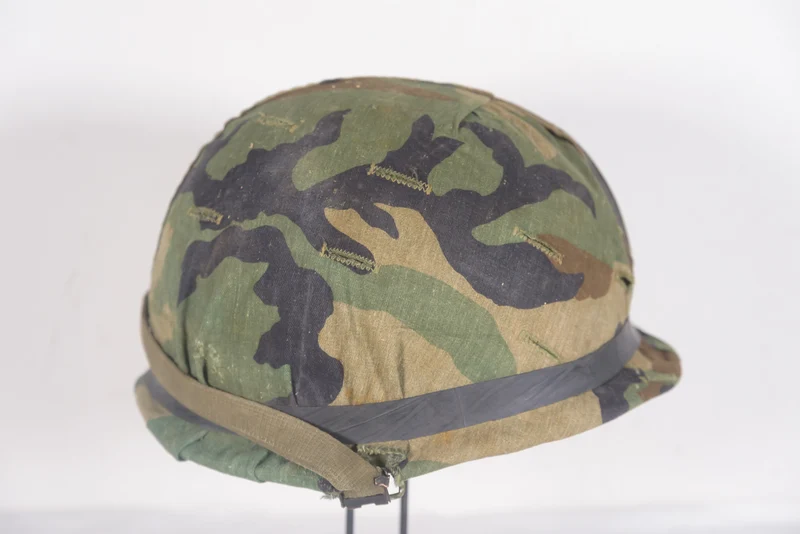 Niederländischer NATO-Helm M.53