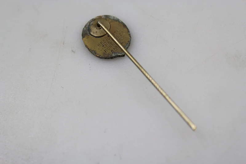 Reiternadel in Bronze