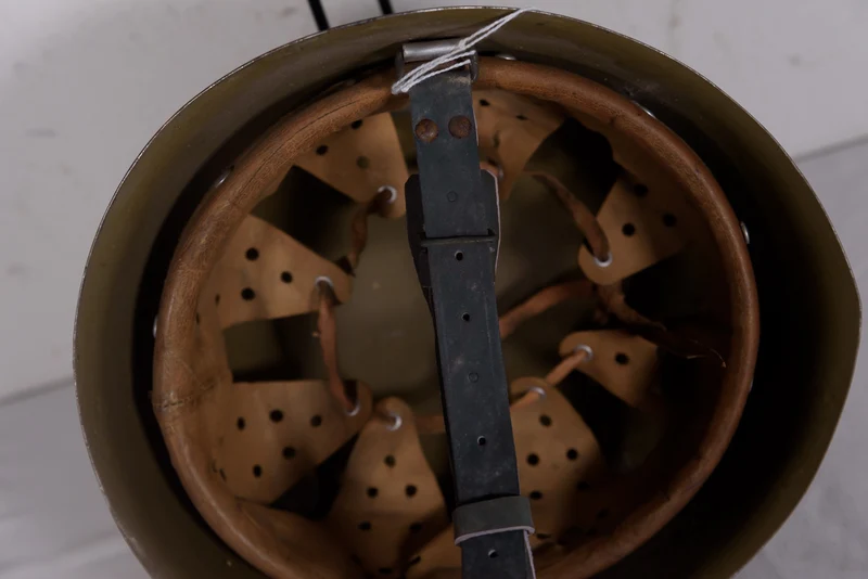 M.33 E Helm aus den 60er Jahren
