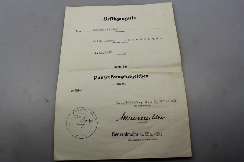 Urkunde Panzerkampfabzeichen „Bronze“.