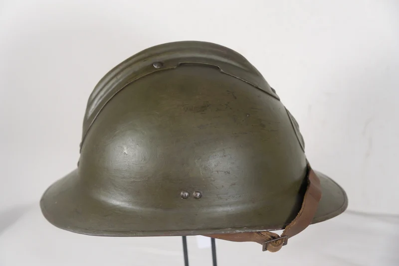 Adrian M.26 Französischer Helm aus dem 2. Weltkrieg