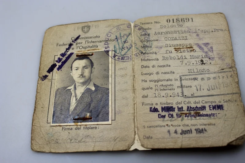 Karte des Bundeskommissars für Internierung und Gastfreundschaft aus dem Zweiten Weltkrieg