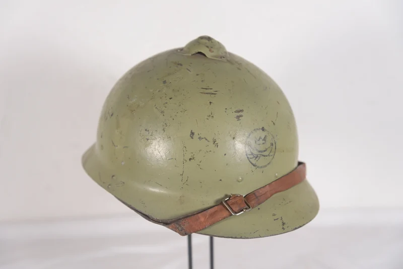 Finnischer M.17 „Lotta Svärd“ Helm