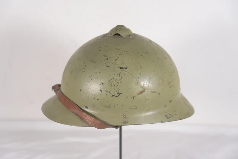 Finnischer M.17 „Lotta Svärd“ Helm
